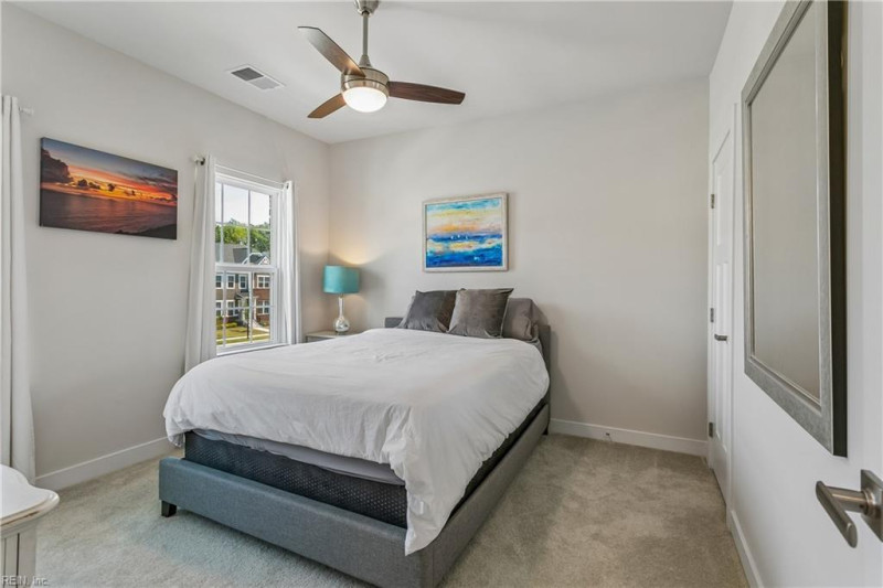 Photo 23 of 46 residential for sale in Poquoson virginia
