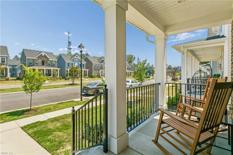 Photo 3 of 46 residential for sale in Poquoson virginia