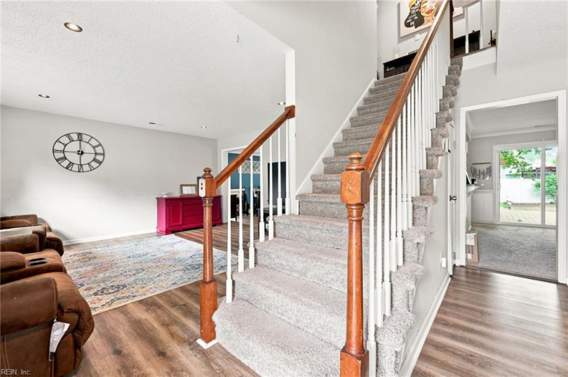 Photo 16 of 34 residential for sale in Hampton virginia