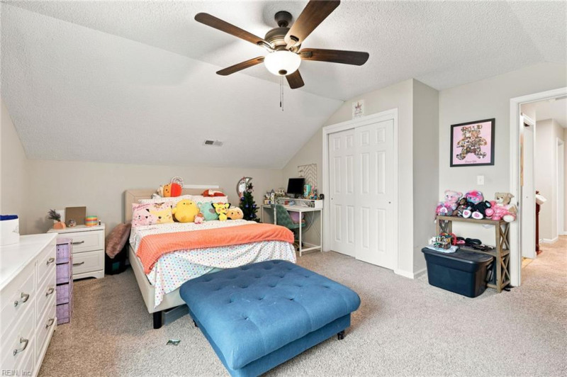 Photo 27 of 34 residential for sale in Hampton virginia