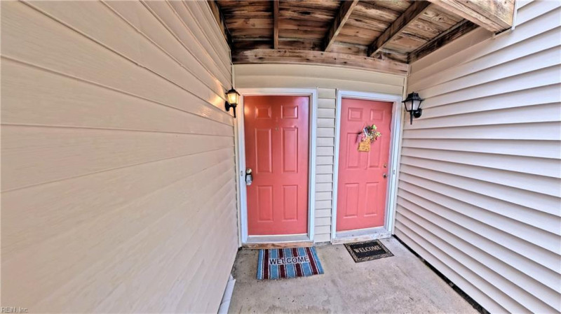 Photo 2 of 31 residential for sale in Chesapeake virginia Photo 2 of 31 residential for sale in Chesapeake virginia