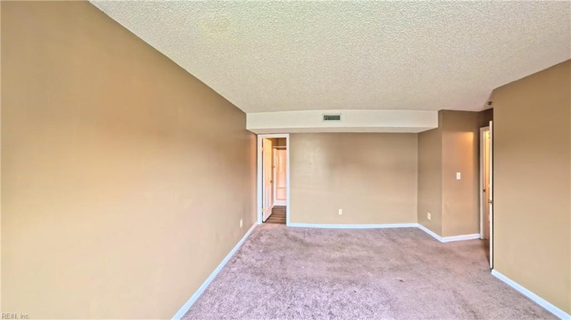 Photo 23 of 31 residential for sale in Chesapeake virginia Photo 23 of 31 residential for sale in Chesapeake virginia