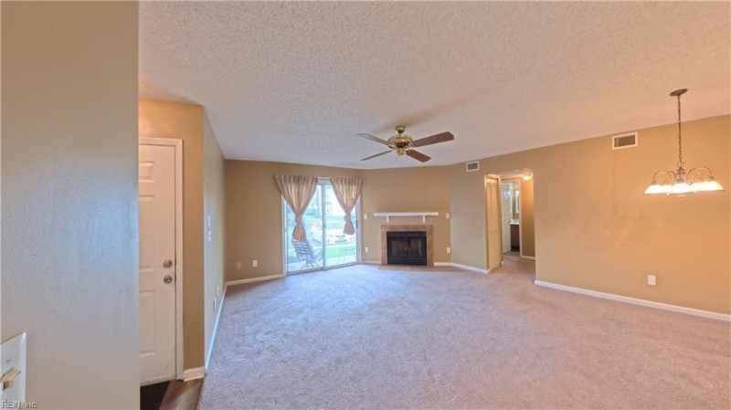Photo 4 of 31 residential for sale in Chesapeake virginia Photo 4 of 31 residential for sale in Chesapeake virginia