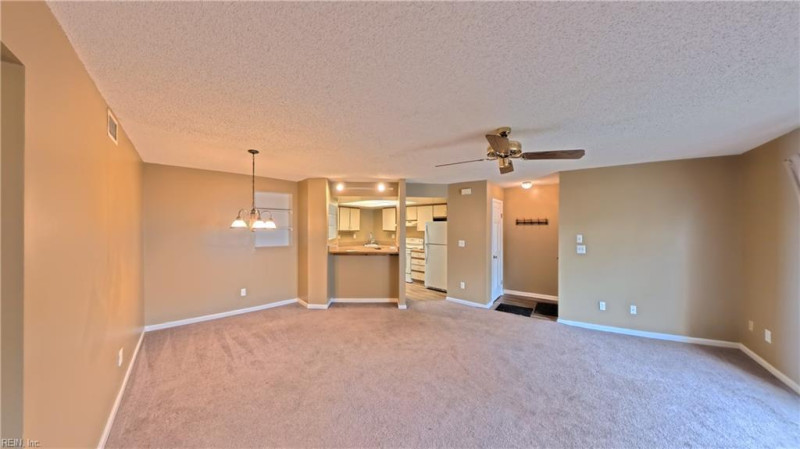 Photo 8 of 31 residential for sale in Chesapeake virginia Photo 8 of 31 residential for sale in Chesapeake virginia