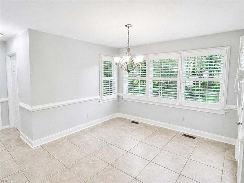 Photo 12 of 40 residential for sale in Chesapeake virginia Photo 12 of 40 residential for sale in Chesapeake virginia