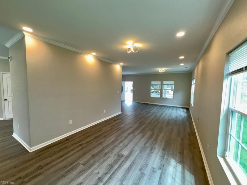 Photo 5 of 19 residential for sale in Norfolk virginia