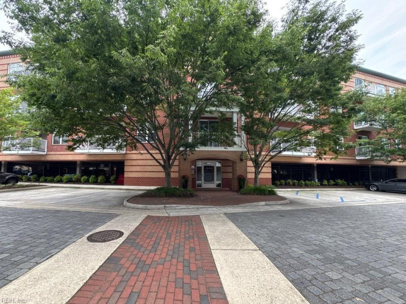 Photo 1 of 10 residential for sale in Norfolk virginia