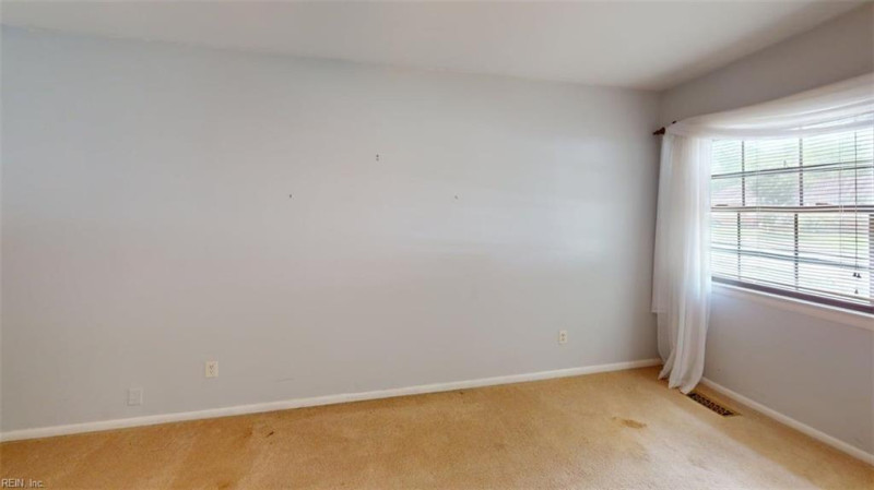 Photo 33 of 45 residential for sale in Hampton virginia Photo 33 of 45 residential for sale in Hampton virginia