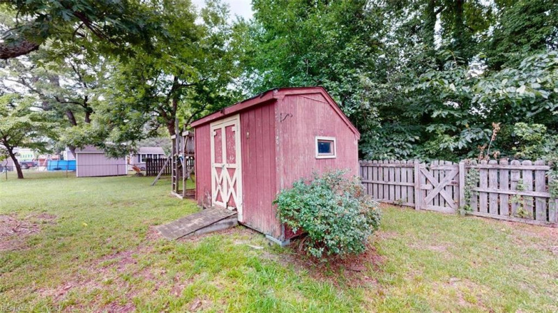 Photo 42 of 45 residential for sale in Hampton virginia Photo 42 of 45 residential for sale in Hampton virginia