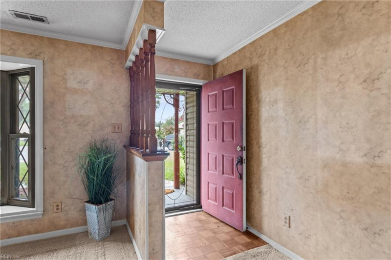 Photo 3 of 20 residential for sale in Virginia Beach virginia