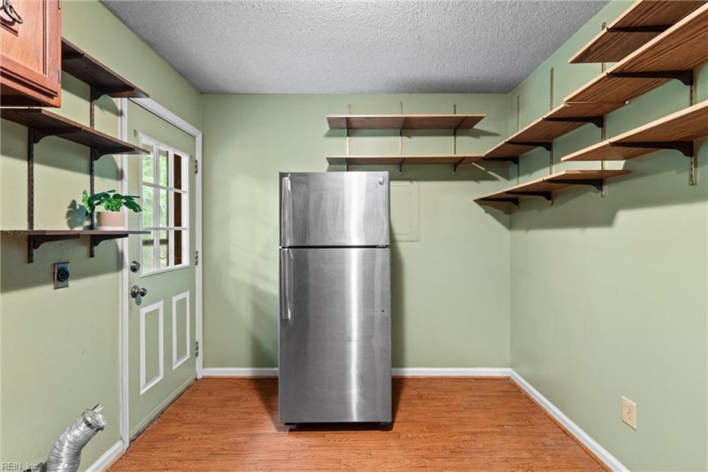 Photo 9 of 20 residential for sale in Virginia Beach virginia