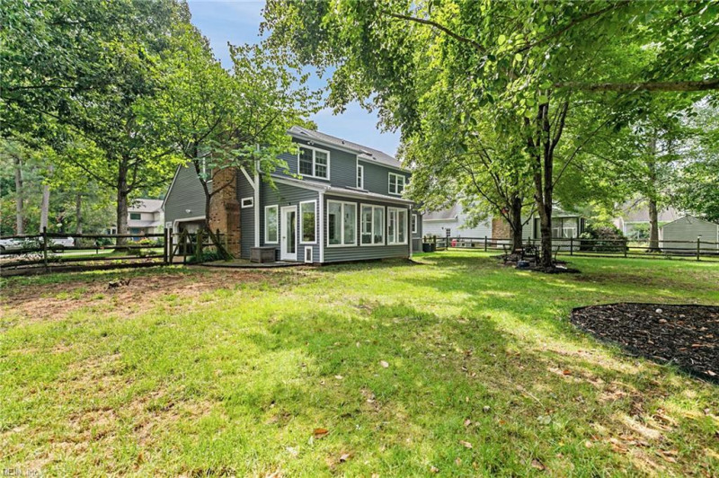Photo 40 of 50 residential for sale in James City County virginia