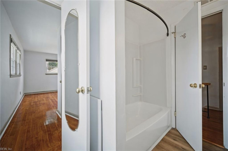 Photo 22 of 35 residential for sale in Norfolk virginia Photo 22 of 35 residential for sale in Norfolk virginia