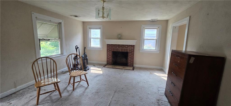 Photo 4 of 11 residential for sale in Suffolk virginia Photo 4 of 11 residential for sale in Suffolk virginia