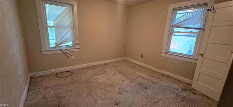 Photo 5 of 11 residential for sale in Suffolk virginia Photo 5 of 11 residential for sale in Suffolk virginia