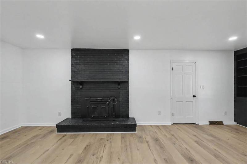 Photo 10 of 37 residential for sale in Hampton virginia Photo 10 of 37 residential for sale in Hampton virginia