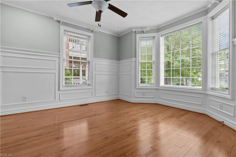 Photo 12 of 50 residential for sale in Norfolk virginia