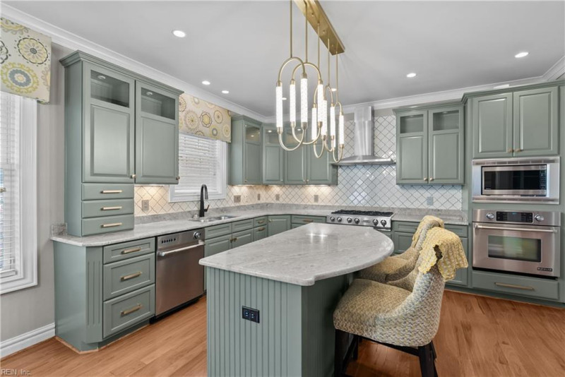 Photo 15 of 50 residential for sale in Norfolk virginia