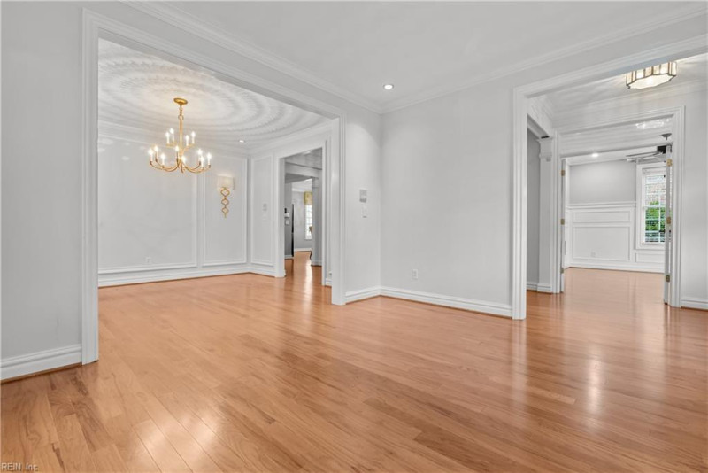 Photo 7 of 50 residential for sale in Norfolk virginia