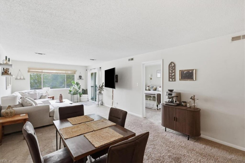 Photo 12 of 30 residential for sale in Virginia Beach virginia