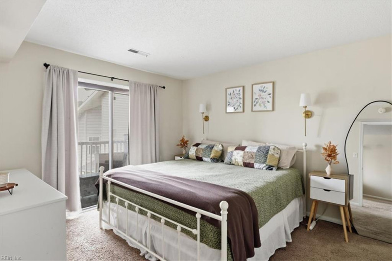 Photo 16 of 30 residential for sale in Virginia Beach virginia