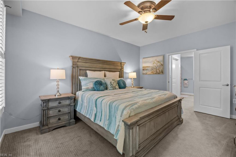 Photo 13 of 36 residential for sale in Virginia Beach virginia