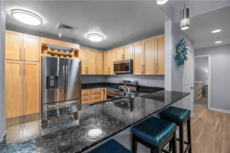 Photo 8 of 36 residential for sale in Virginia Beach virginia