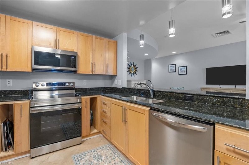 Photo 9 of 36 residential for sale in Virginia Beach virginia
