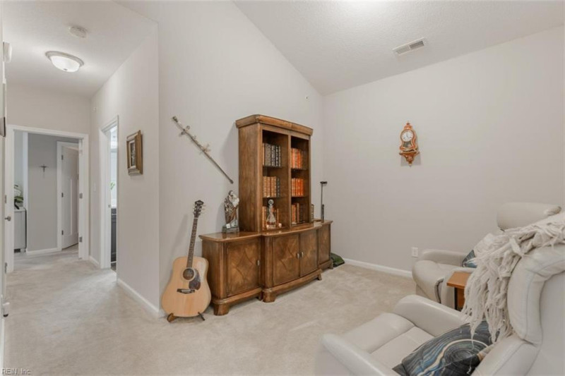 Photo 17 of 32 residential for sale in James City County virginia