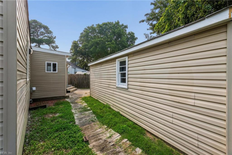 Photo 42 of 45 residential for sale in Norfolk virginia Photo 42 of 45 residential for sale in Norfolk virginia