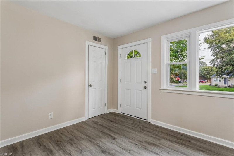 Photo 5 of 45 residential for sale in Norfolk virginia Photo 5 of 45 residential for sale in Norfolk virginia