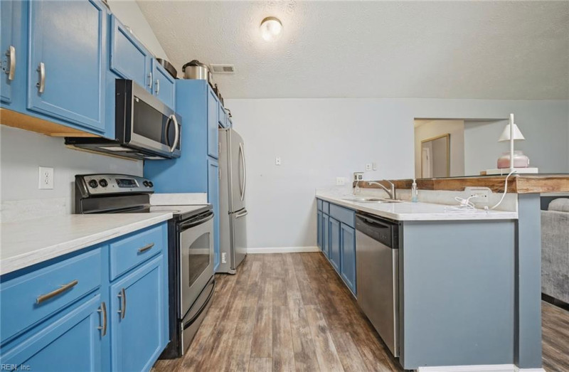 Photo 13 of 29 residential for sale in Newport News virginia