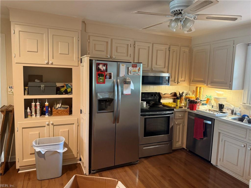 Photo 3 of 32 residential for sale in Virginia Beach virginia Photo 3 of 32 residential for sale in Virginia Beach virginia
