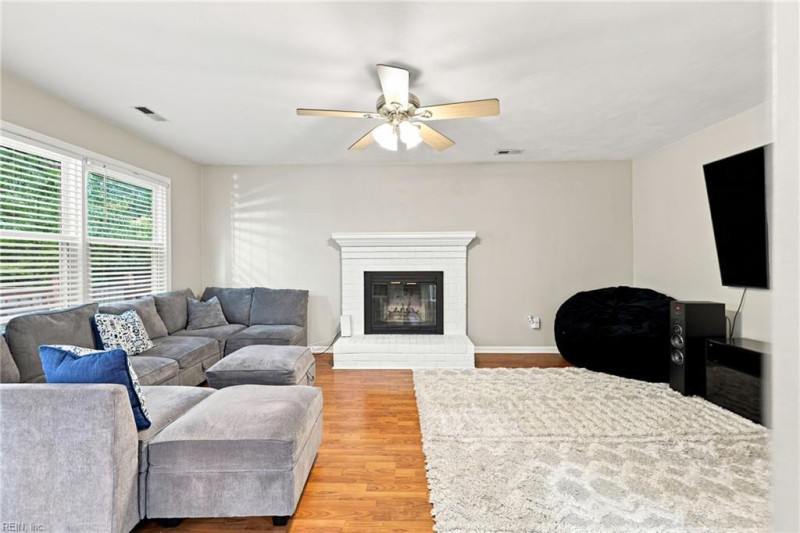 Photo 7 of 37 residential for sale in Virginia Beach virginia Photo 7 of 37 residential for sale in Virginia Beach virginia