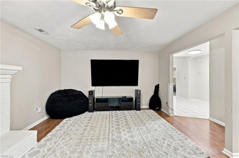 Photo 8 of 37 residential for sale in Virginia Beach virginia Photo 8 of 37 residential for sale in Virginia Beach virginia