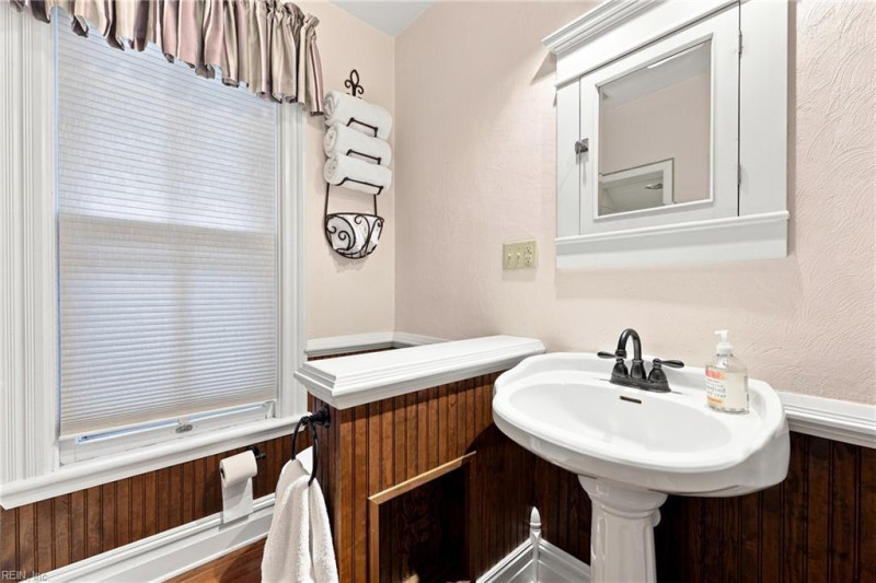 Photo 12 of 50 residential for sale in Elizabeth City virginia Photo 12 of 50 residential for sale in Elizabeth City virginia