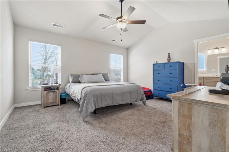 Photo 26 of 45 residential for sale in Chesapeake virginia