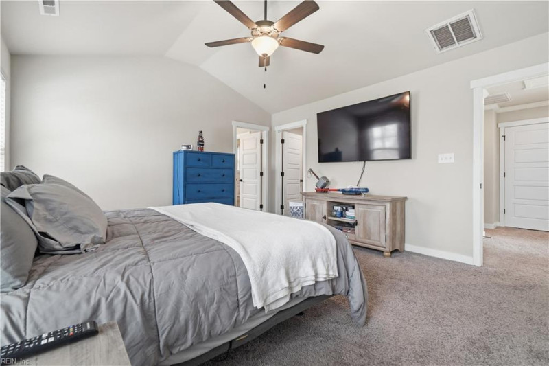 Photo 27 of 45 residential for sale in Chesapeake virginia