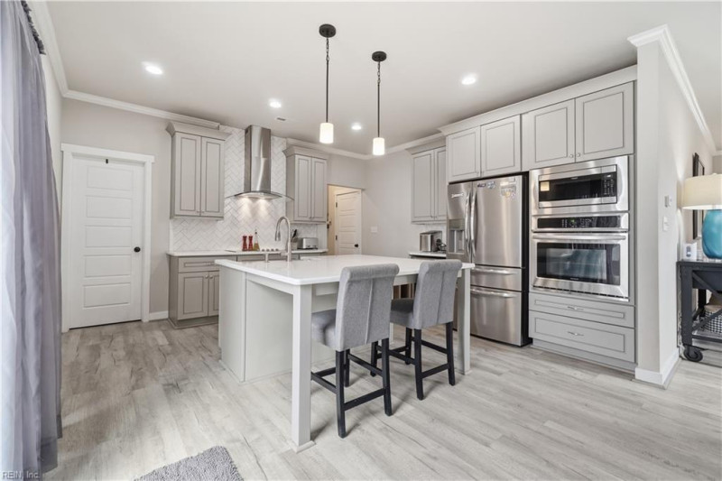 Photo 3 of 45 residential for sale in Chesapeake virginia