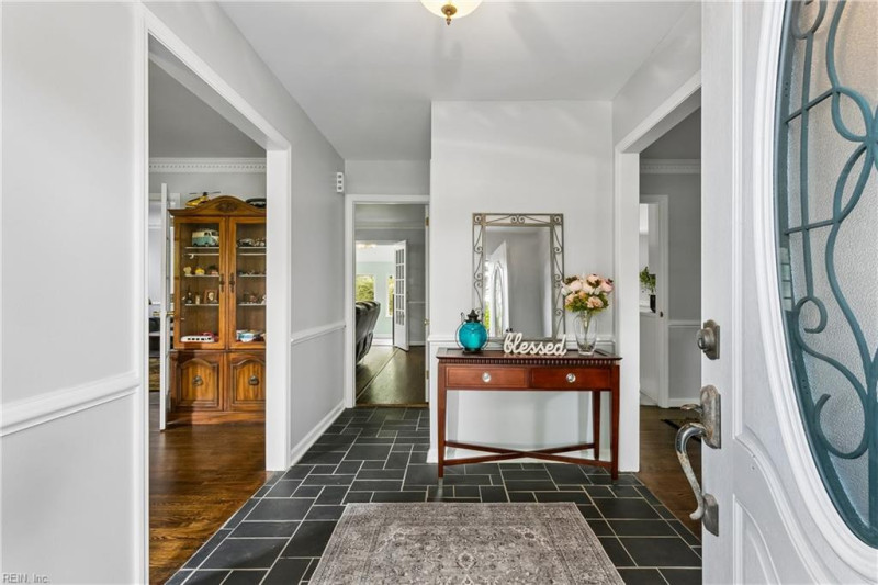 Photo 4 of 50 residential for sale in Newport News virginia