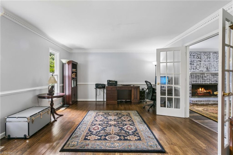 Photo 6 of 50 residential for sale in Newport News virginia