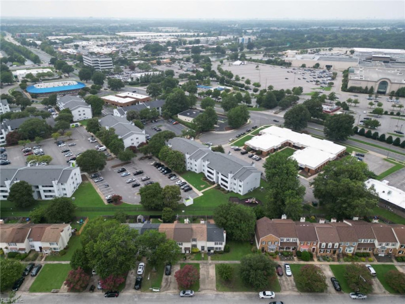 Photo 40 of 44 residential for sale in Chesapeake virginia Photo 40 of 44 residential for sale in Chesapeake virginia