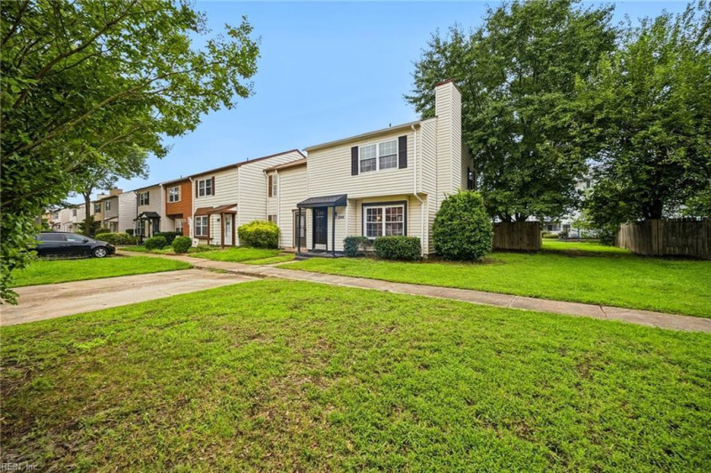 Photo 5 of 44 residential for sale in Chesapeake virginia Photo 5 of 44 residential for sale in Chesapeake virginia
