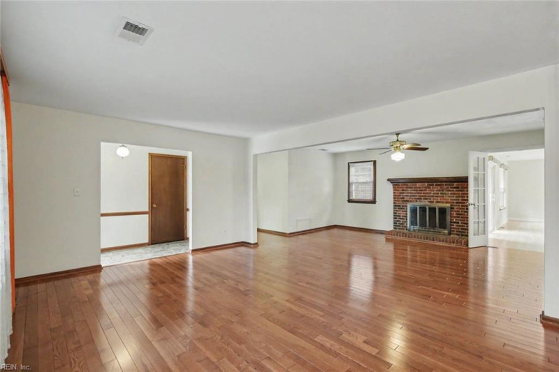 Photo 10 of 74 residential for sale in Norfolk virginia Photo 10 of 74 residential for sale in Norfolk virginia