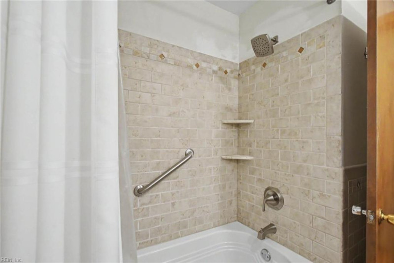 Photo 35 of 74 residential for sale in Norfolk virginia Photo 35 of 74 residential for sale in Norfolk virginia