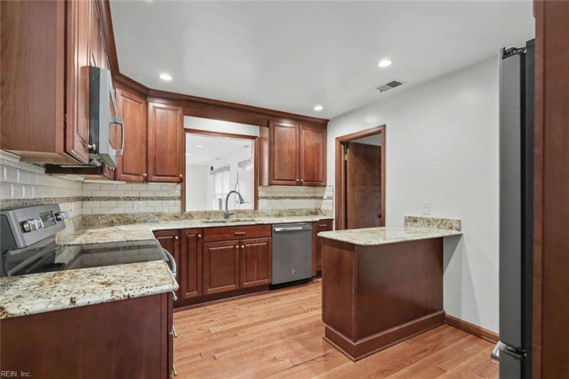 Photo 56 of 74 residential for sale in Norfolk virginia Photo 56 of 74 residential for sale in Norfolk virginia