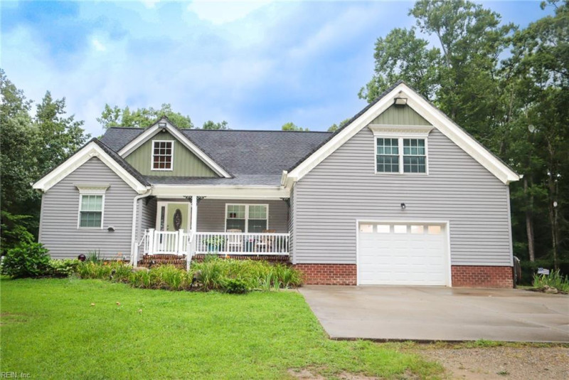 Photo 1 of 33 residential for sale in Gloucester County virginia