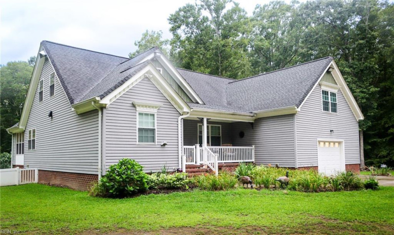 Photo 2 of 33 residential for sale in Gloucester County virginia