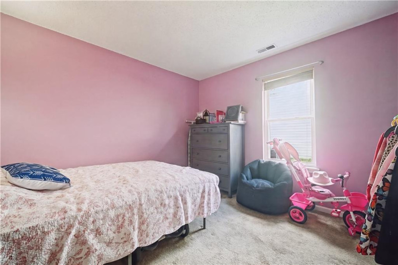 Photo 14 of 37 residential for sale in Virginia Beach virginia