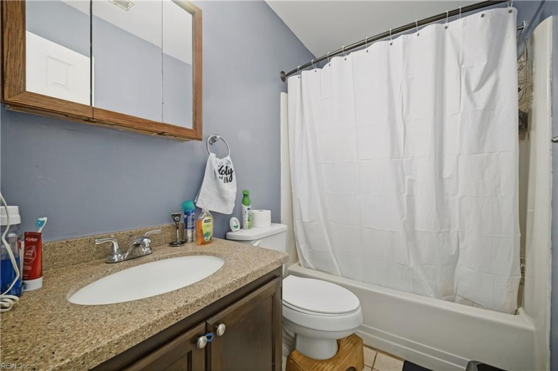 Photo 19 of 37 residential for sale in Virginia Beach virginia